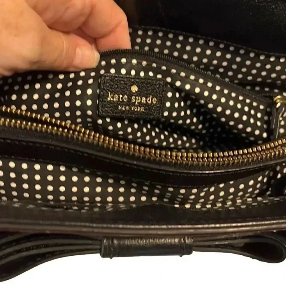 Kate Spade handbag with Bo. - Picture 3 of 5